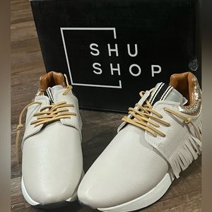 Shu shop Pepa sneakers NEW
